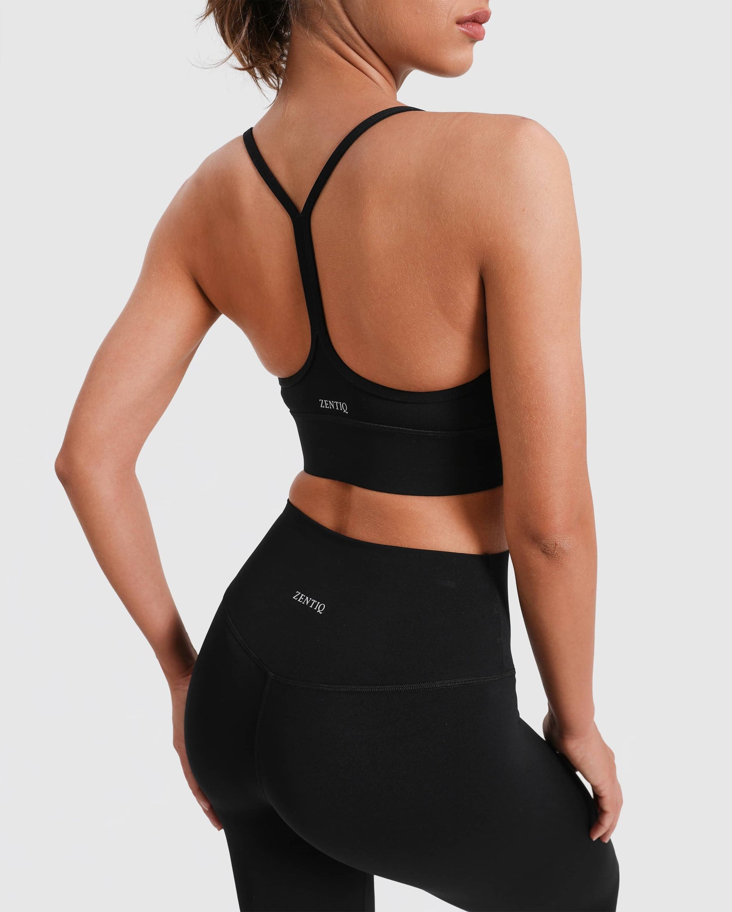 Set High Waist Leggings + Racerback Sport-BH Seamless – Schwarz